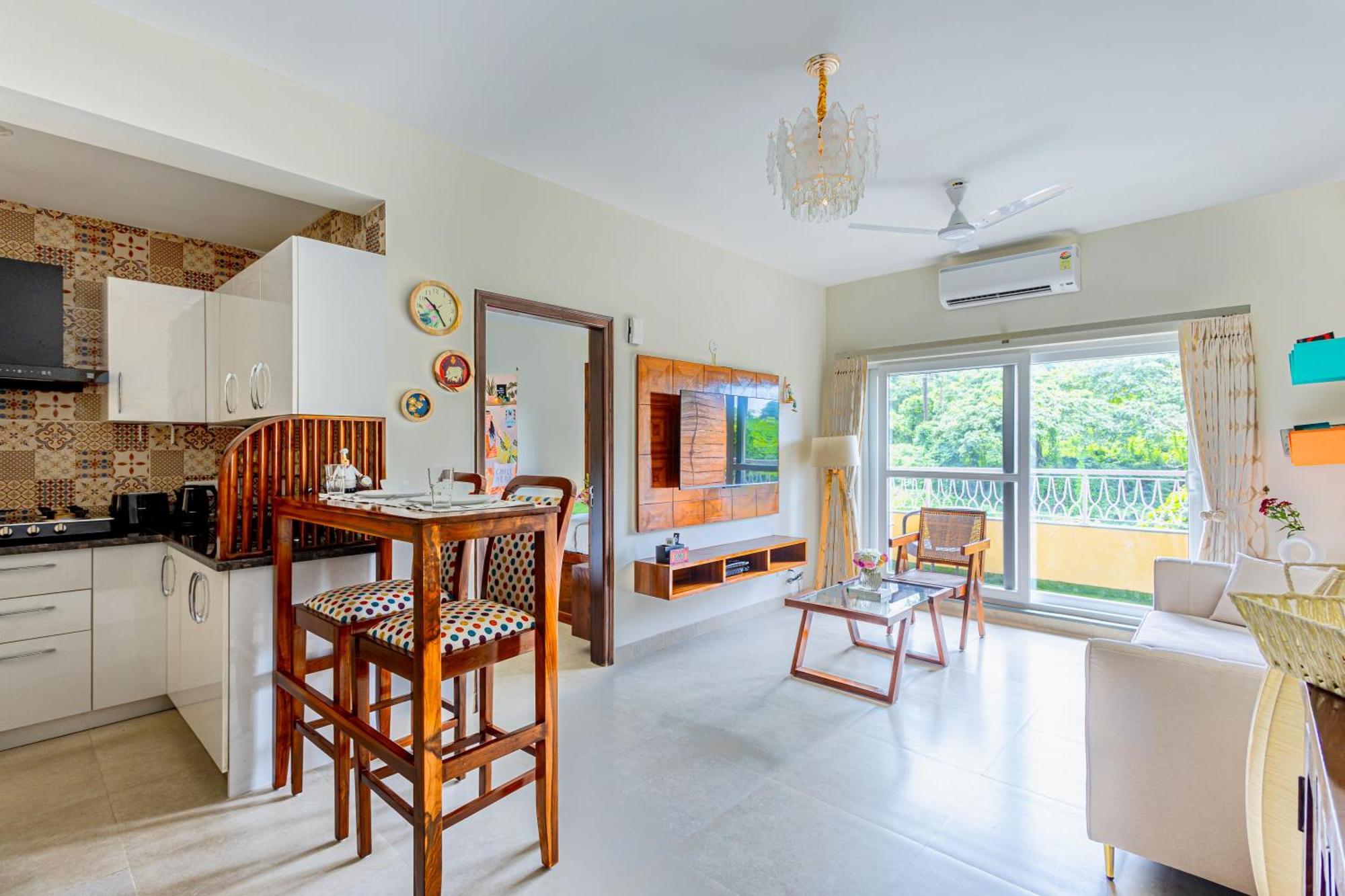 Alaya Stays 1 Bhk With Balcony & Pool - Veera Marina Кандолим Екстериор снимка