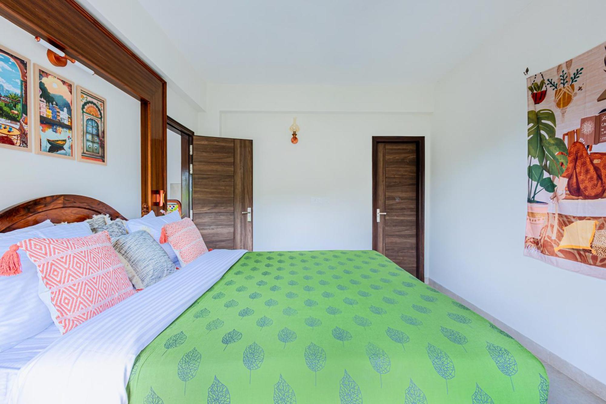 Alaya Stays 1 Bhk With Balcony & Pool - Veera Marina Кандолим Екстериор снимка