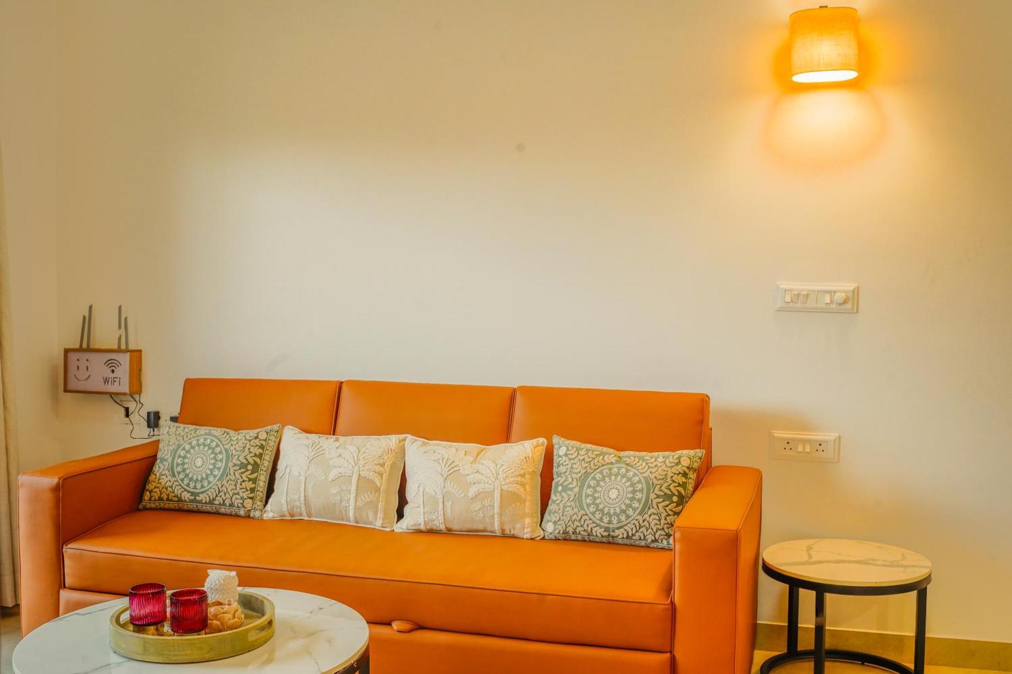 Alaya Stays 1 Bhk With Balcony & Pool - Veera Marina Кандолим Екстериор снимка